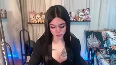 Snapshot of desirable_lorinexx chatting on October 3, 11:43 pm LORINE online show from October 3, 11:43 pm