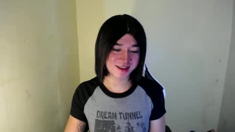 Snapshot of desirable_lorinexx chatting on January 18, 6:21 pm LORINE online show from January 18, 6:21 pm