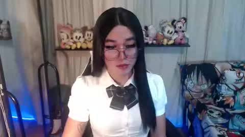 Snapshot of desirable_lorinexx chatting on October 6, 4:29 am LORINE online show from October 6, 4:29 am