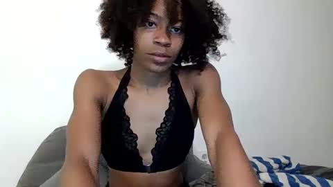 Snapshot of deviantdynasty chatting on September 24, 9:19 am deviantdynasty online show from September 24, 9:19 am