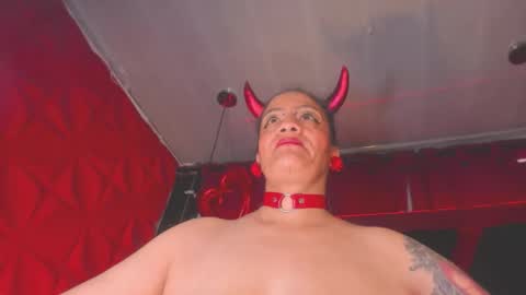 Snapshot of devil_taylorx chatting on October 9, 6:12 pm devil_taylorx online show from October 9, 6:12 pm