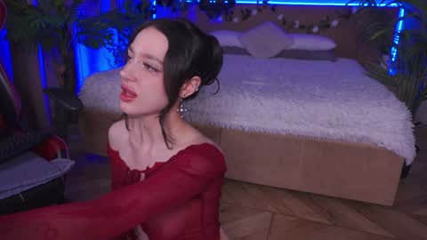 Snapshot of devilinee chatting on January 14, 6:34 am devilinee online show from January 14, 6:34 am