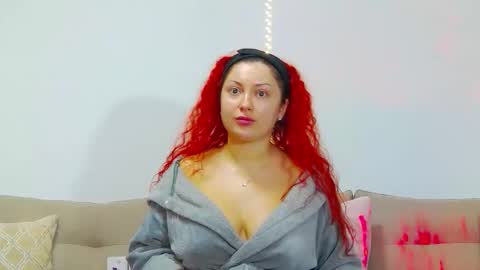 Snapshot of devilishpuss chatting on October 19, 3:58 pm AlexaMills online show from October 19, 3:58 pm