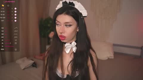 Snapshot of devilss_toy chatting on September 16, 4:04 pm CIBELLE online show from September 16, 4:04 pm