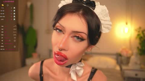 Snapshot of devilss_toy chatting on October 6, 4:23 pm CIBELLE online show from October 6, 4:23 pm
