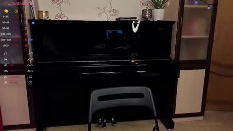 Diana online show from October 8, 2:21 pm