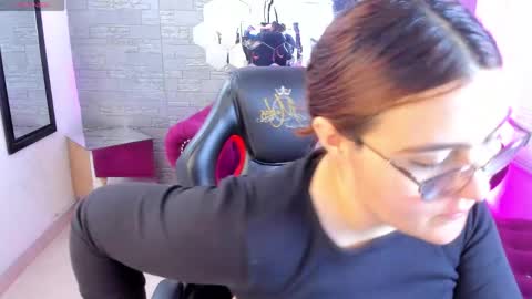 Your Diamond online show from April 7, 2:19 pm