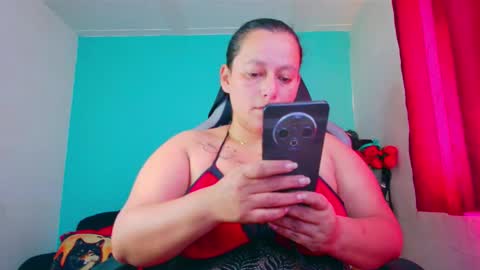 Diana Lozano online show from December 1, 1:25 pm