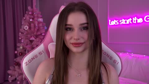 Snapshot of dianabecker chatting on December 25, 6:30 pm Diana online show from December 25, 6:30 pm