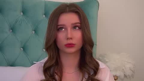 Snapshot of dianabecker chatting on September 12, 6:48 pm Diana online show from September 12, 6:48 pm