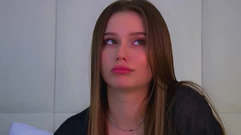 Snapshot of dianabecker chatting on October 12, 8:22 pm Diana online show from October 12, 8:22 pm