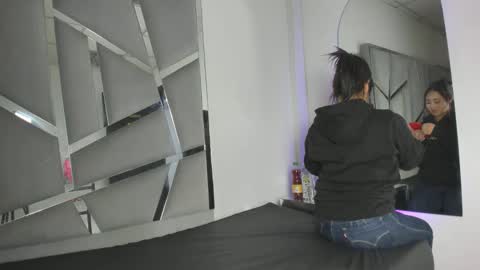 dianarous online show from November 26, 4:24 am