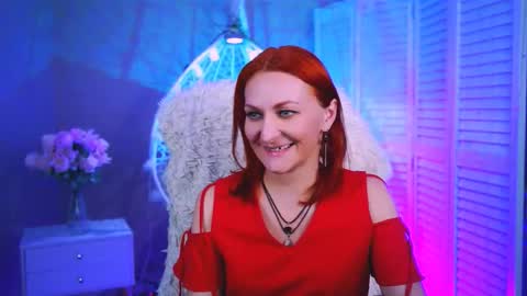 dianatorrens online show from February 14, 1:57 pm