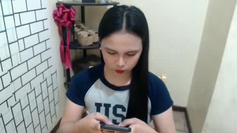 Diane online show from February 3, 10:47 am