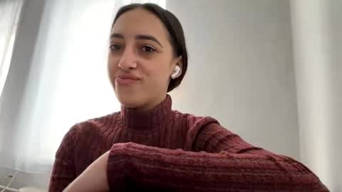 Anna online show from April 18, 7:11 am