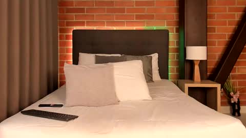 Dilarahkesh  online show from March 3, 2:44 am