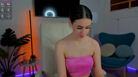 Dina   Fox online show from April 13, 6:52 pm