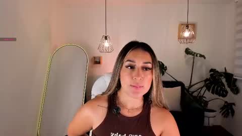   online show from June 25, 11:02 am