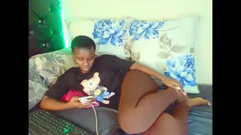 dinnydakrazx online show from October 7, 6:23 pm