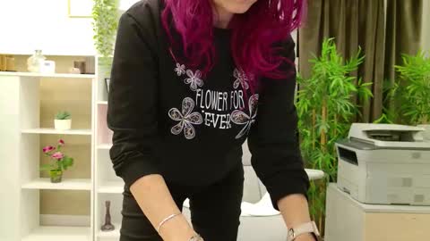 dirty_mature online show from December 2, 7:32 am