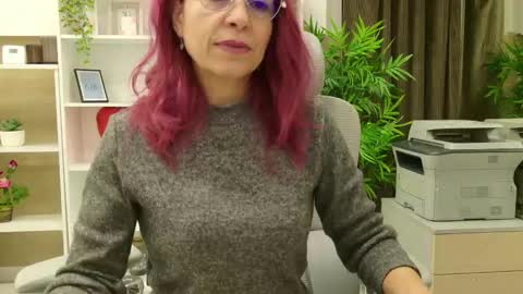 dirty_mature online show from January 7, 2:09 pm