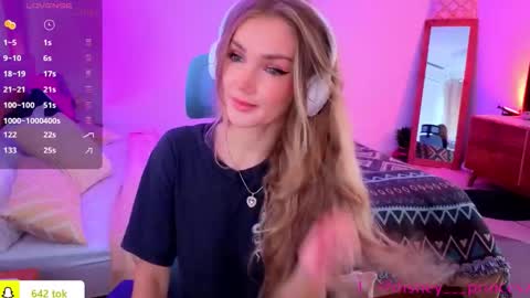 JASMINE online show from November 28, 3:53 am