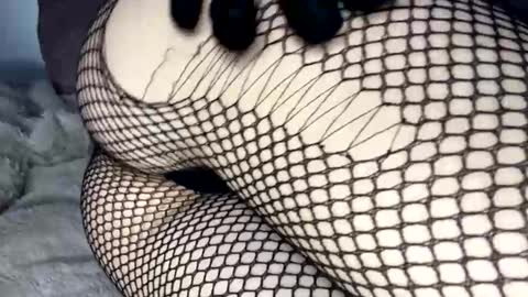 Snapshot of divine_creature chatting on February 26, 10:32 pm divine_creature online show from February 26, 10:32 pm