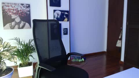 Hera online show from October 24, 12:01 pm