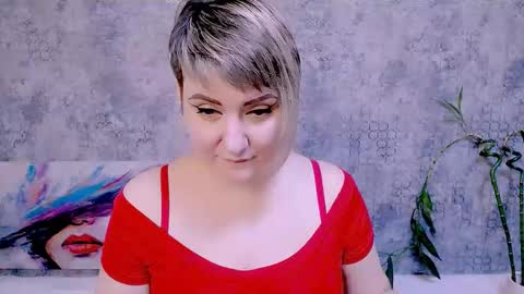 djullia online show from November 8, 8:08 am