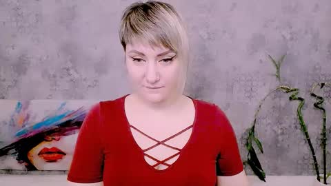 djullia online show from March 1, 8:14 am