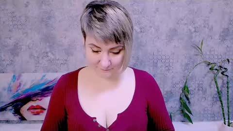 djullia online show from November 13, 6:01 am