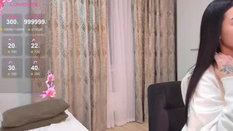 Maddy online show from October 21, 1:42 am