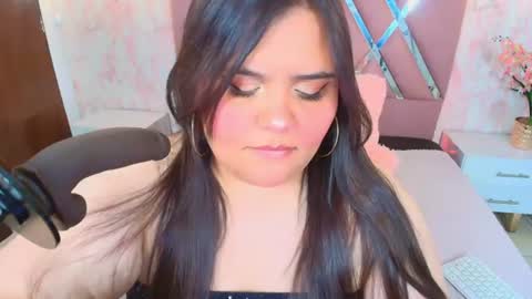 Dolce Pearl online show from June 15, 3:07 am
