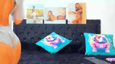 C E L E S T E  online show from January 6, 5:06 pm