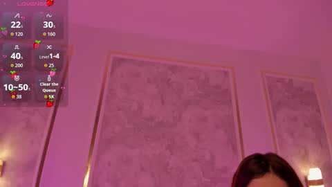 D  online show from October 17, 2:37 am