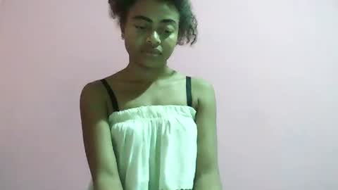 Snapshot of dollepoupee chatting on October 2, 10:20 am dollepoupee online show from October 2, 10:20 am