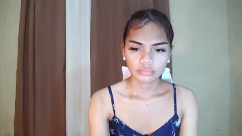 dolly_angel2 online show from December 16, 2:27 pm