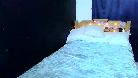 dollywdoll online show from April 12, 3:09 am