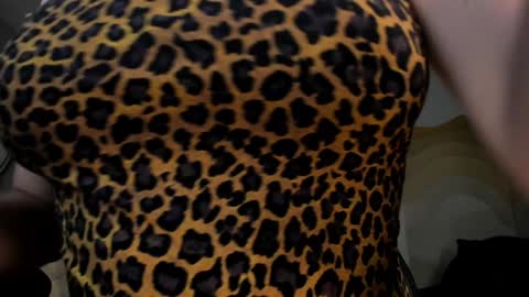 Dominique online show from December 21, 3:58 am