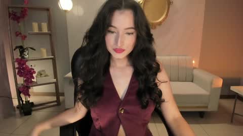 Dominique online show from January 11, 7:49 pm