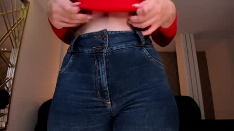 Dominique online show from December 8, 5:29 am