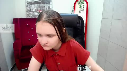 Sia online show from May 1, 6:27 am