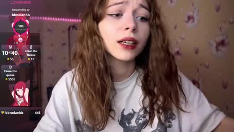 Nicole online show from March 3, 5:15 pm