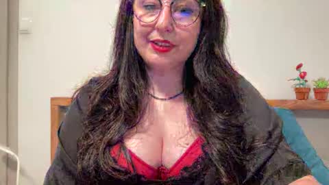 Dorothy online show from April 12, 6:22 pm