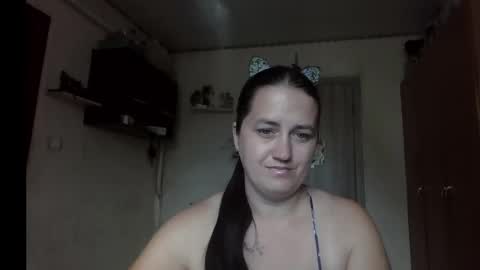 dreamiebelle online show from September 26, 7:50 am