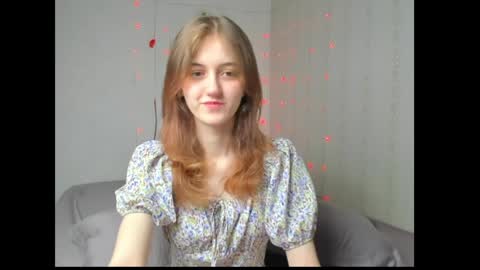 dreamy_pollyyy online show from April 19, 4:18 pm