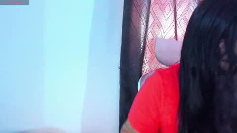 Dulce  online show from November 17, 8:53 pm