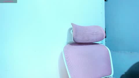 Dulce  online show from September 14, 11:35 pm