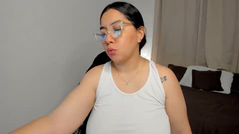 dulce brithany online show from October 23, 1:06 pm