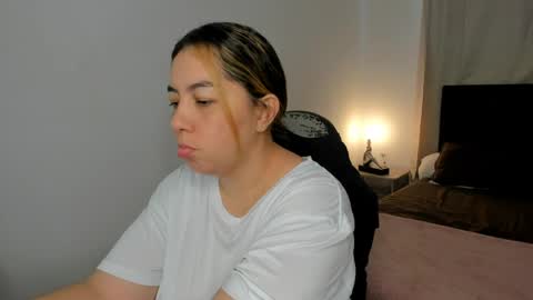 dulce brithany online show from April 11, 2:21 pm